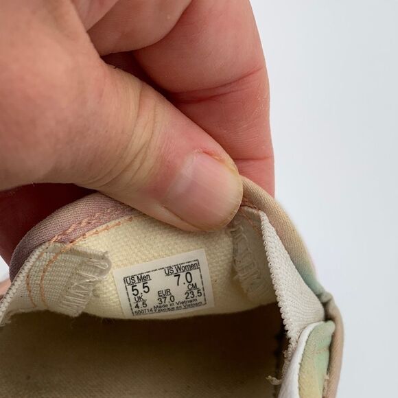 Vans Pastel Rainbow Slip-On Sneakers Womans size 7 back to school - Picture 12 of 12